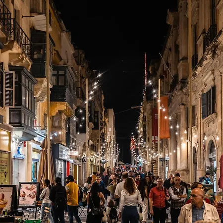 Valletta Waterfront Backyard Flat By Arco Collection Apartment *