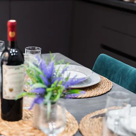 Valletta Waterfront Backyard Flat By Arco Collection Apartament Il-Furjana