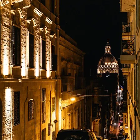 Valletta Waterfront Backyard Flat By Arcobnb Apartman Floriana