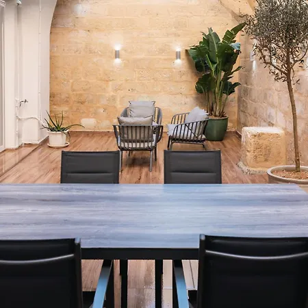 Valletta Waterfront Backyard Flat By Arcobnb Apartment Il-Furjana