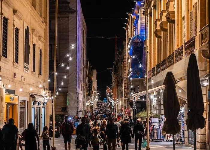 Valletta Waterfront Backyard Flat By Arco Collection * Φλοριάνα