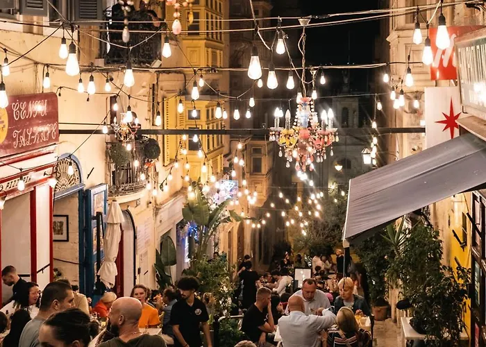 Valletta Waterfront Backyard Flat By Arco Collection Διαμέρισμα