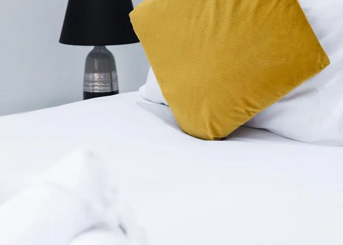 Valletta Waterfront Backyard Flat By Arco Collection איל-פוריאנה