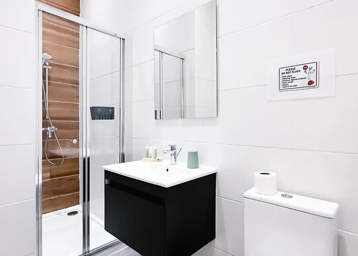 Valletta Waterfront Backyard Flat By Arco Collection